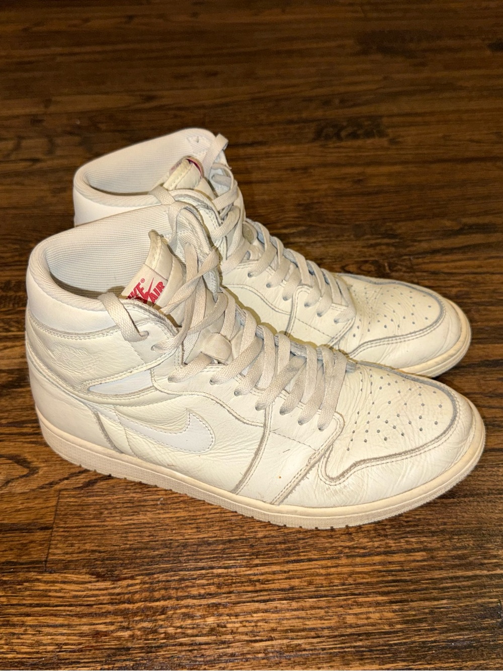 Air Jordan 1 Retro High OG "SAIL" 2017 - Size 11 - 555088 114 (15738-5)
